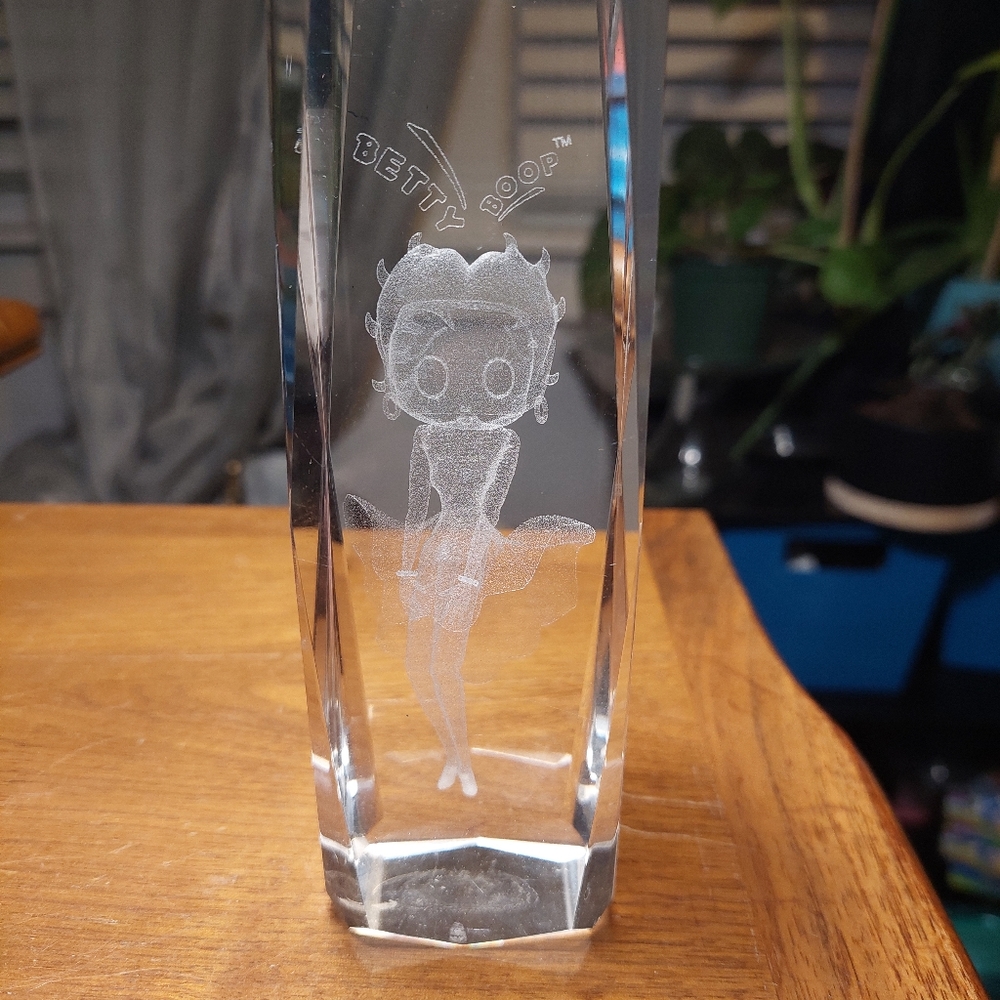 Betty Boop 3D Laser Etched Paperweight